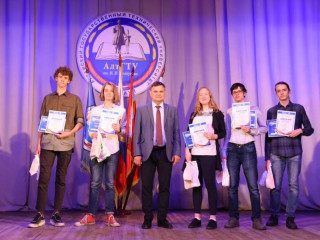 Вузы Алтайского края будут зачислять талантливых школьников на особых условиях