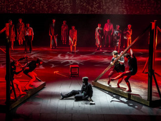 Артисты Алтайского краевого театра драмы имени Василия Шукшина сыграют два спектакля на сцене Вахтанговского театра