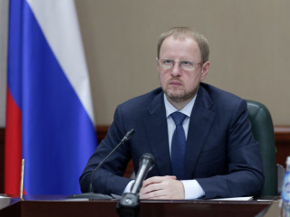 Губернатор Алтайского края поручил министру образования региона навести порядок с приемом детей в первые классы барнаульских школ