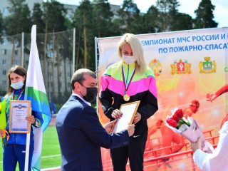 Спортсменка из Алтайского края заняла первое место на чемпионате МЧС России по пожарно-спасательному спорту