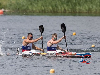 Алтайский спортсмен стал чемпионом России на байдарках-двойках