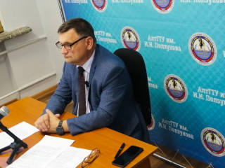 Свыше 80% выпускников Алтайского государственного технического университета после окончания вуза трудоустраиваются по профессии