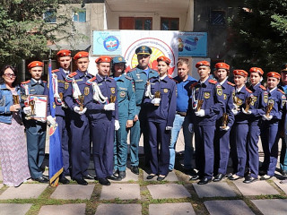 Юные барнаульские пожарные представят Алтайский край на Всероссийских соревнованиях