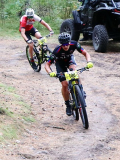 Алтайский спортсмен стал победителем заключительного этапа и общего зачета Кубка городов Сибири по кросс-кантри