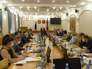 Уборка-2021. Аграрии Алтайского края намолотили 4,2 миллиона тонн зерна