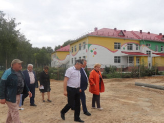 Свыше 300 миллионов рублей направили на строительство детского сада в Поспелихинском районе Алтайского края