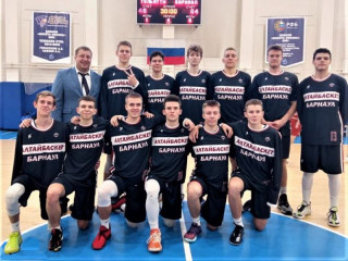 Воспитанники алтайской спортивной школы досрочно выиграли групповой тур первого этапа турнира Детско-юношеской баскетбольной лиги