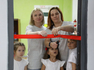 Благодаря социальной программе одного из крупнейших промпредприятий Алтайского края в Заринске оборудовали вокальную студию