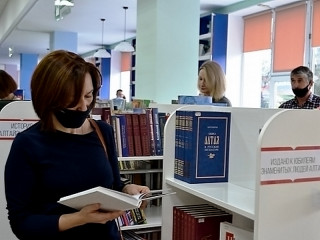 Дипломом отметили работу Новоалтайской модельной библиотеки на всероссийском конкурсе