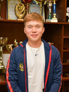 Алтайский биатлонист после двух гонок занимает 14 место в общем зачете Кубка мира