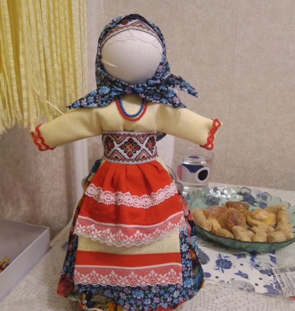 В Барнауле объявили конкурс масленичных кукол