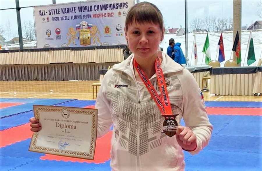 Воспитанница барнаульской спортшколы Кристина Найденова стала чемпионкой мира по карате