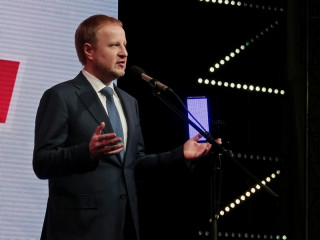 Губернатор Алтайского края Виктор Томенко принял участие в мероприятиях, приуроченных ко Дню воссоединения Крыма с Россией
