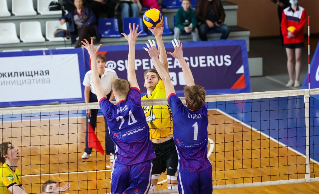 Барнаульский ВК «Университет» одержал две победы над соперником из Санкт-Петербурга