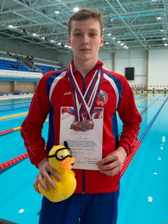 Алтайские пловцы завоевали пять медалей на юниорском первенстве России