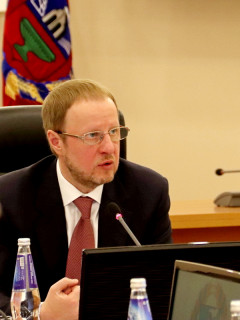 Организацию летнего отдыха детей в Алтайском крае обсудили на заседании Правительства