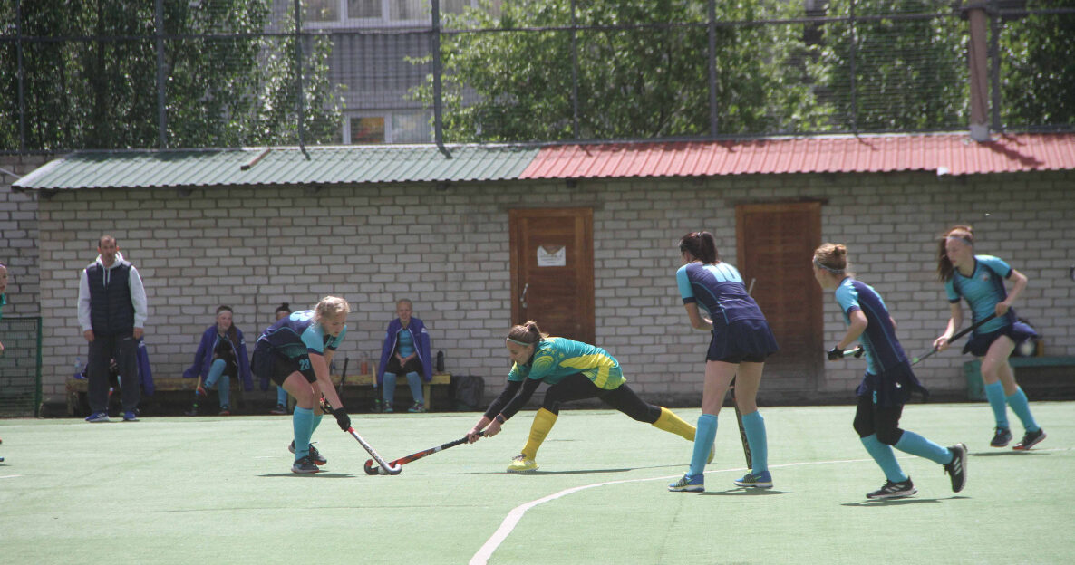 Барнаульский «Коммунальщик» одержал две победы в первых домашних матчах сезона