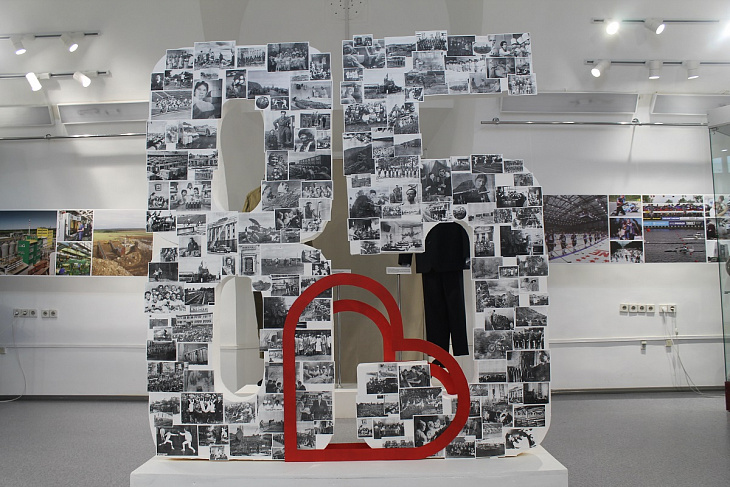 В краеведческом музее открылась выставка, посвящённая 85-летию Алтайского края