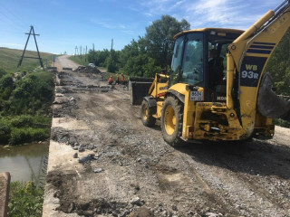 Более 65 миллионов рублей направили на ремонт моста в Усть-Калманском районе Алтайского края