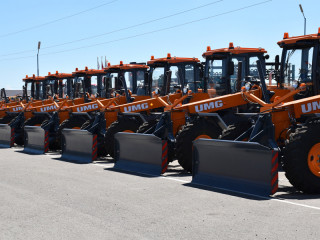 Более 1 миллиарда рублей направлено в Алтайском крае на приобретение дорожной техники