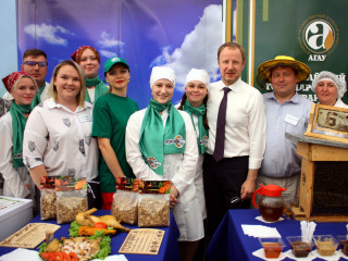 Разработки ученых Алтайского государственного аграрного университета заинтересовали посетителей форума «День сибирского поля»