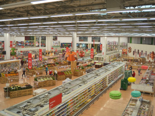 Один из крупнейших федеральных ретейлеров России заинтересован в поставках в свою сеть алтайской продукции