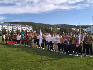 Более 100 бойцов студотрядов пяти регионов России работают в алтайском городе-курорте Белокурихе