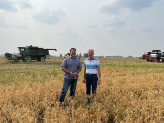 Министр сельского хозяйства Алтайского края посетил предприятия Хабарского и Немецкого национального районов