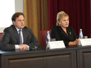 Более 41 миллиона рублей направили на компенсацию обучения студентов в Алтайском государственном медицинском университете