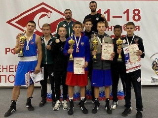 Пять медалей завоевали алтайские боксеры на всероссийских соревнованиях в Хакасии