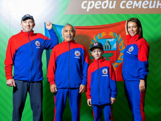 Представители Алтайского края заняли второе место на Всероссийском фестивале ГТО среди семейных команд