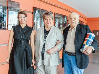 Артисты Алтайского краевого театра драмы заложили капсулу времени