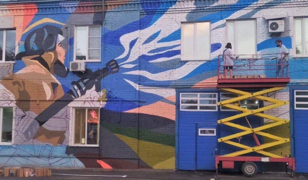 Здание пожарно-спасательной части в Барнауле украсят граффити