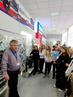 В рамках проекта «Билет в будущее» алтайские школьники знакомятся с различными профессиями