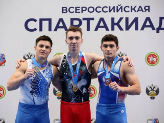 Алтайский атлет завоевал два золота на Всероссийской спартакиаде по спортивной гимнастике