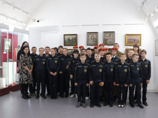 Воспитанники кадетских отрядов Барнаула и ЗАТО Сибирский побывали на экскурсии в Алтайском государственном краеведческом музее