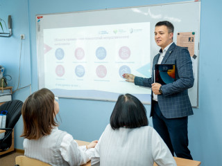 Школьникам Алтайского края рассказали о техпредпринимательстве