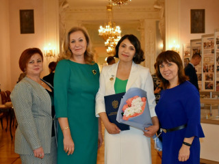 Благодарностью Президента России отметили Алтайское отделение Российского детского фонда