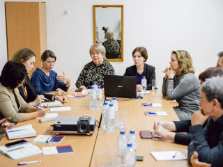 В Алтайском краевом театре драмы презентовали масштабную экспериментальную программу о Василии Шукшине