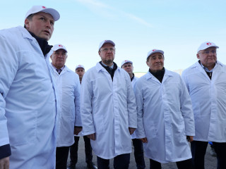 Губернатор Виктор Томенко и основатель Группы «Черкизово» Игорь Бабаев обсудили задачи развития птицеводства в Алтайском крае