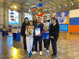 Алтайские спортсменки стали победительницами всероссийского турнира по тяжелой атлетике