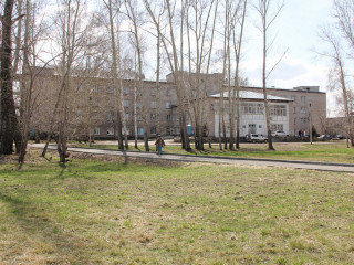 Более 85 миллионов рублей направили на капитальный ремонт Алейской центральной районной больницы в Алтайском крае