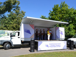 В 2023 году в рамках национального проекта для трех районов Алтайского края приобретут передвижные культурные центры