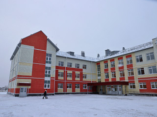 В Новоалтайске открыли новую современную школу на 550 мест