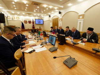 В Правительстве Алтайского края состоялась встреча с официальной делегацией Республики Татарстан