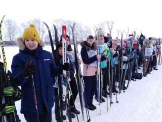 Более 100 человек стали участниками лыжного праздника в Хабарском районе Алтайского края