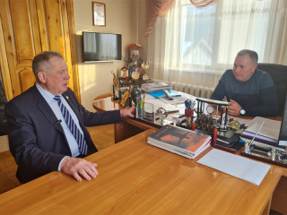 Одно из крупнейших хозяйств Алтайского края завершает подготовку техники к посевной