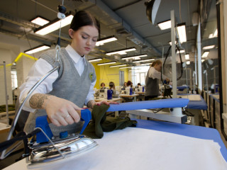 Губернатор Виктор Томенко посетил новый образовательно-производственный центр легкой промышленности в Алтайском крае