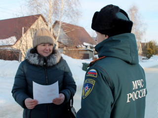 В рамках профилактических рейдов алтайские спасатели посетили с начала года около 60 тысяч частных домов