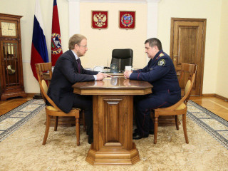 Виктор Томенко считает недопустимыми такие факты, как случай вандализма на аллее памяти воинов-интернационалистов